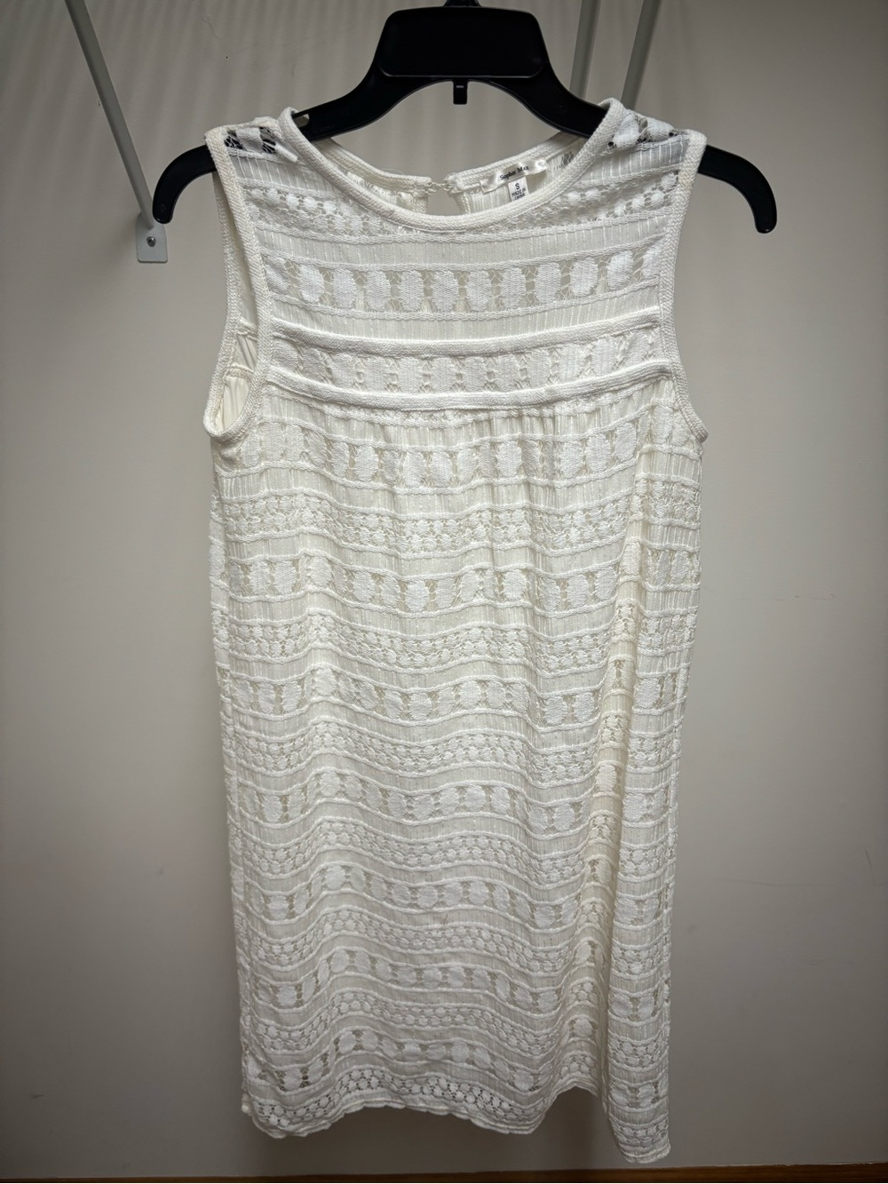 Sophie Max Cream Lace Sleeveless Shift Dress